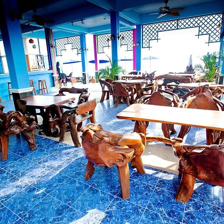 Sea Breeze Guest House Cha-Am Bagian luar foto