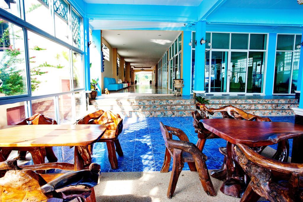 Sea Breeze Guest House Cha-Am Bagian luar foto