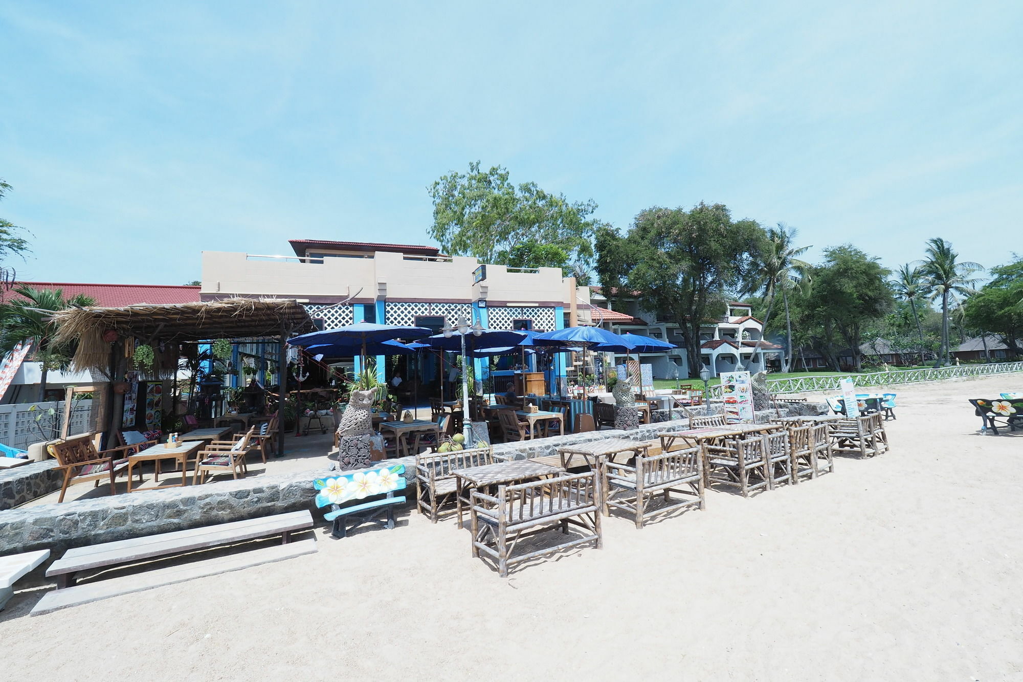 Sea Breeze Guest House Cha-Am Bagian luar foto